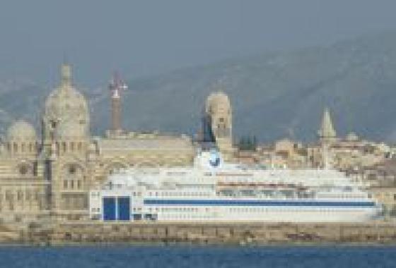 Marseille_Major_bateau