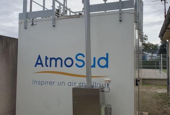 station campagne surveillance Lamanon