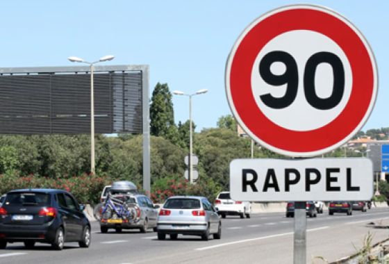 Panneau vitesse 90 km/h