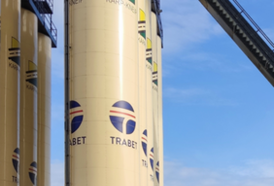 centrale mobile d'enrobage à chaud - Trabet
