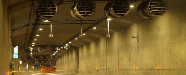 Vetilateurs dans le Tunnel de Montolivet Sud à Marseille : Rocade L2