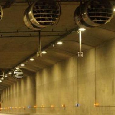 Vetilateurs dans le Tunnel de Montolivet Sud à Marseille : Rocade L2